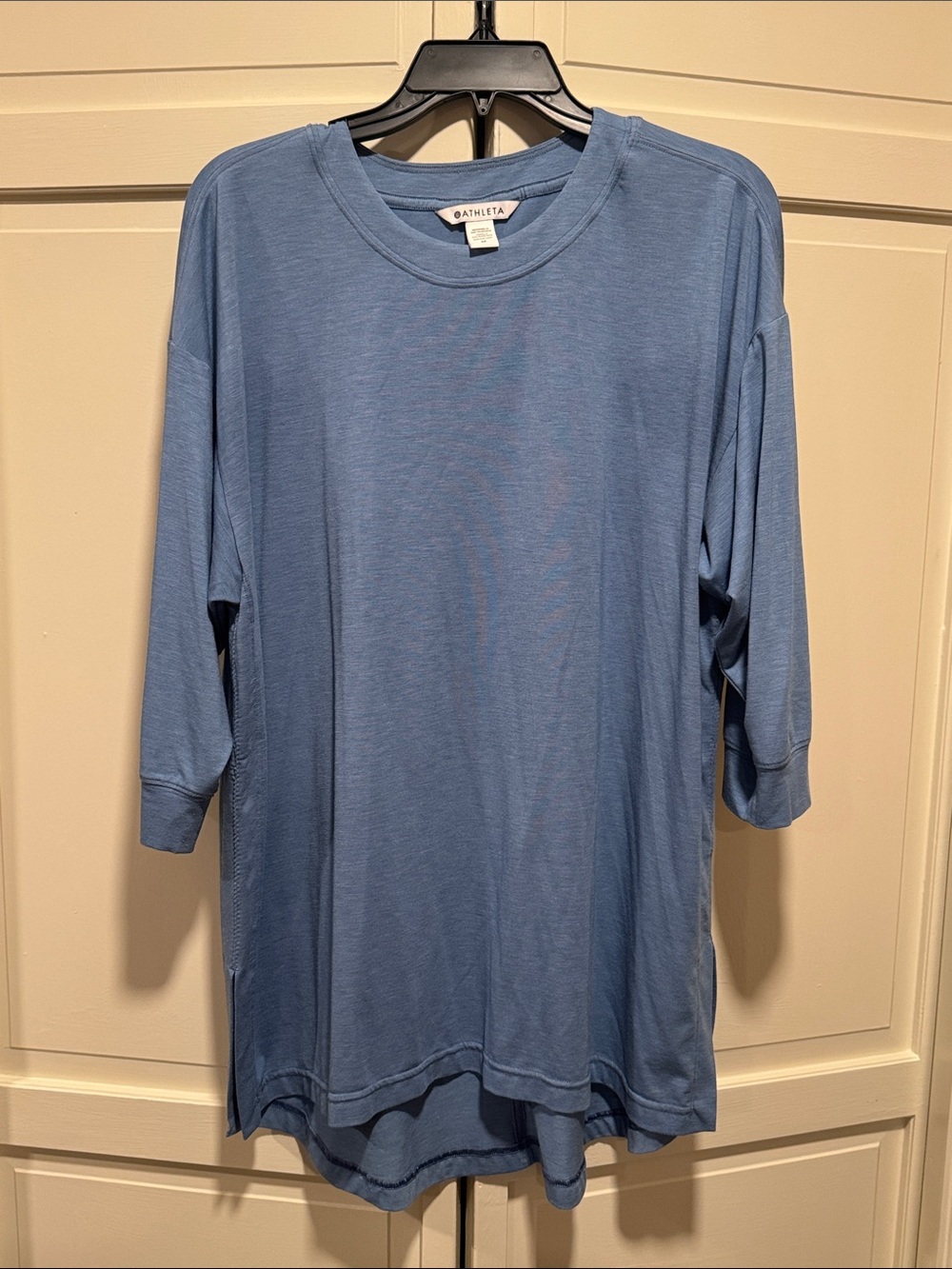 Athleta Women's Light Blue 3/4-Sleeve Tunic